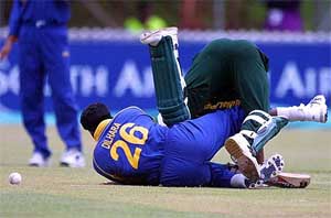 lanka-bowlers-down.jpg