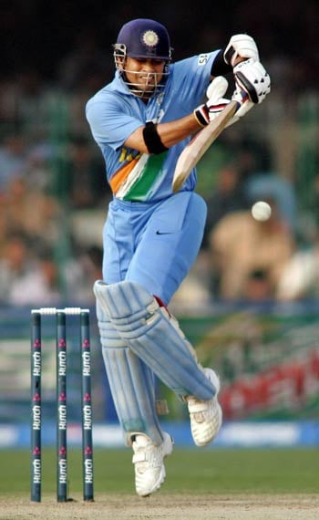 Watching Sachin bat today sachin wallpapers. Watching Sachin bat today